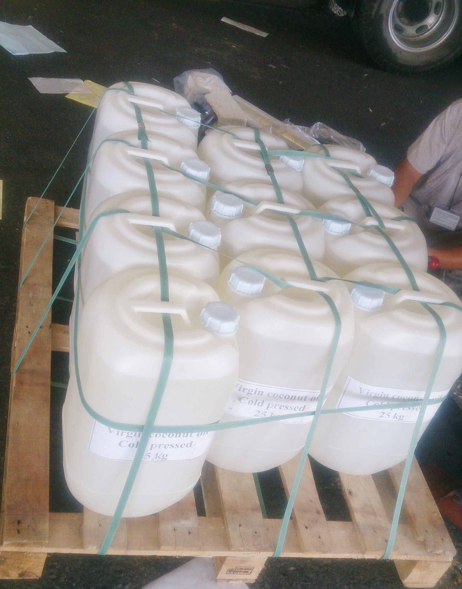 products-coconut-oil-2